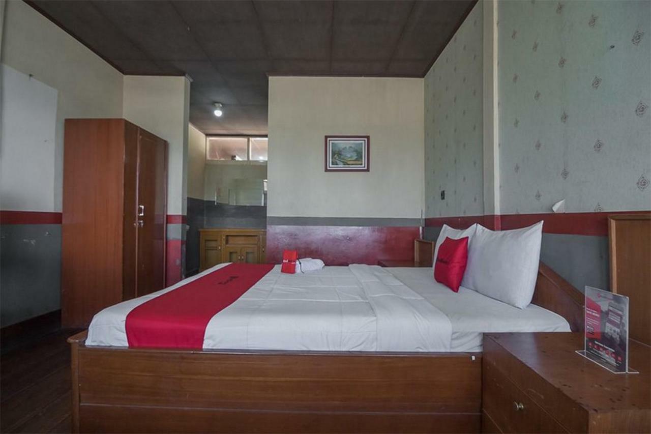 Reddoorz @ Maribaya Street Hotel Lembang Exterior foto